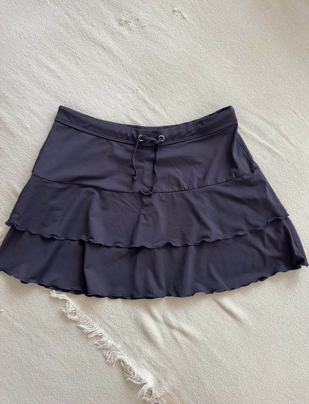 Athleta Gray Tiered Ruffled Athletic Skirt with Drawstring Waist